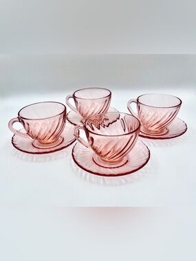 Vintage Arcoroc France Rosaline Pink Swirl Teacups & Saucers - 4 Set (8 pieces)